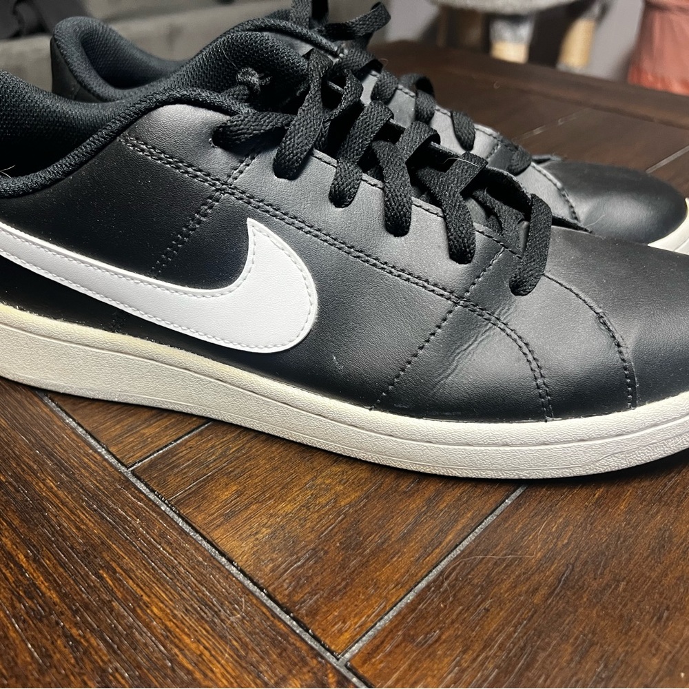 Nike Court Royale 2 Low Sneakers Men’s Size 11.5 Leather Upper